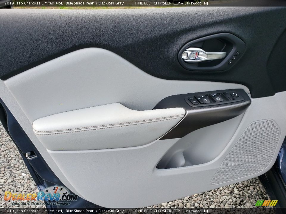 2019 Jeep Cherokee Limited 4x4 Blue Shade Pearl / Black/Ski Grey Photo #8