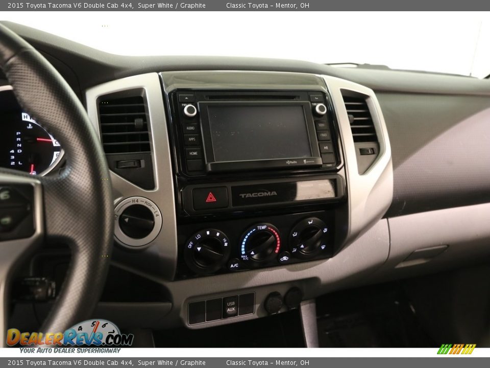 2015 Toyota Tacoma V6 Double Cab 4x4 Super White / Graphite Photo #9