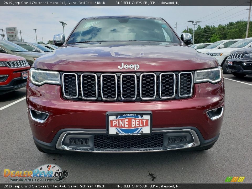 2019 Jeep Grand Cherokee Limited 4x4 Velvet Red Pearl / Black Photo #2