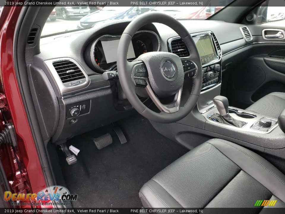 2019 Jeep Grand Cherokee Limited 4x4 Velvet Red Pearl / Black Photo #7