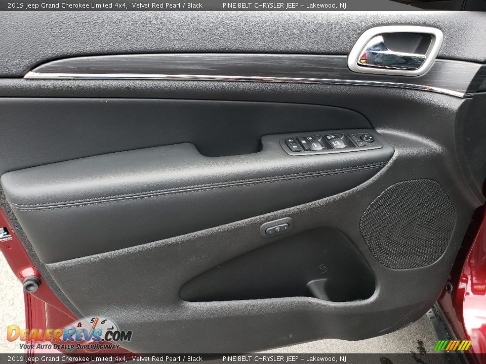 2019 Jeep Grand Cherokee Limited 4x4 Velvet Red Pearl / Black Photo #8