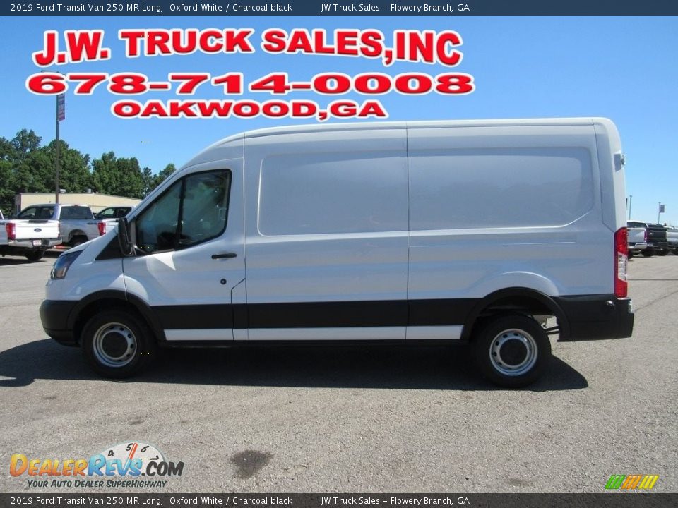 2019 Ford Transit Van 250 MR Long Oxford White / Charcoal black Photo #2