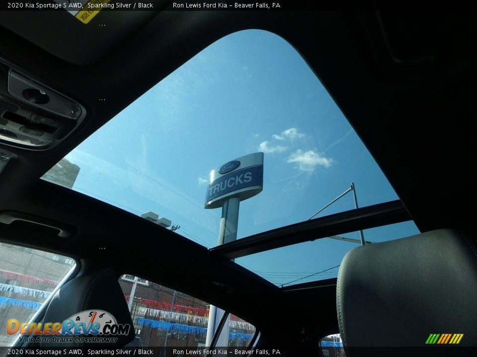 Sunroof of 2020 Kia Sportage S AWD Photo #16