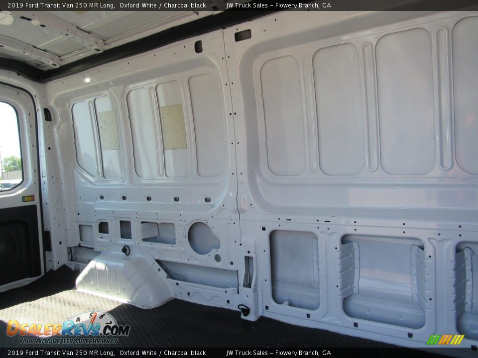 2019 Ford Transit Van 250 MR Long Oxford White / Charcoal black Photo #19