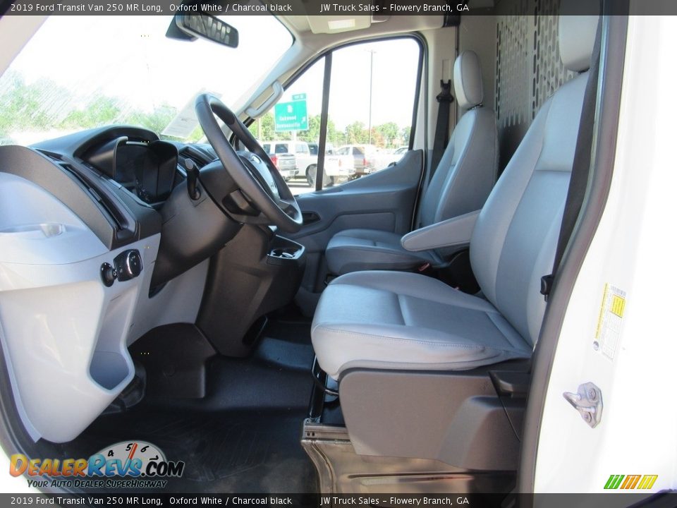2019 Ford Transit Van 250 MR Long Oxford White / Charcoal black Photo #24