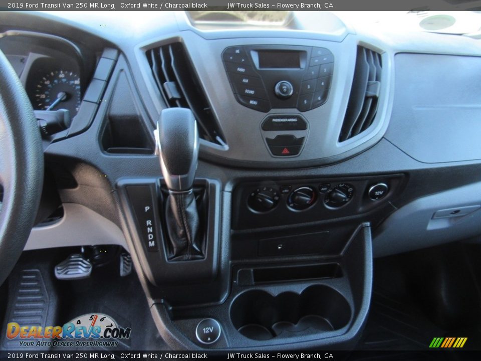 2019 Ford Transit Van 250 MR Long Oxford White / Charcoal black Photo #32