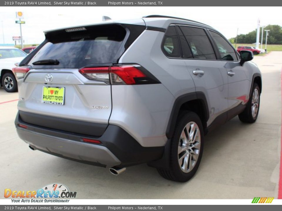 2019 Toyota RAV4 Limited Silver Sky Metallic / Black Photo #8