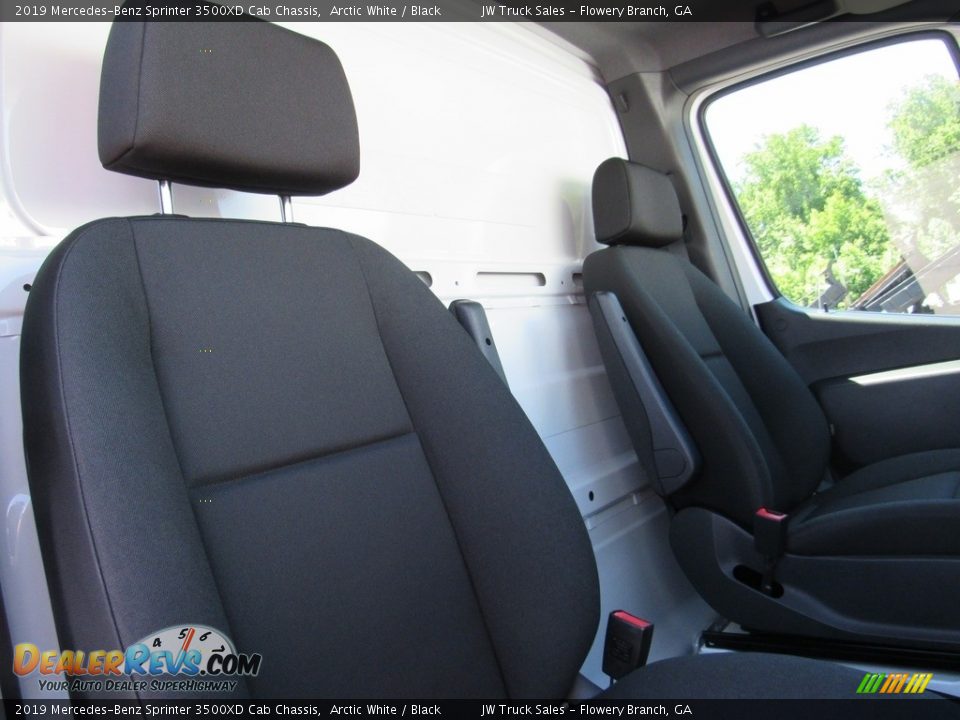 2019 Mercedes-Benz Sprinter 3500XD Cab Chassis Arctic White / Black Photo #30