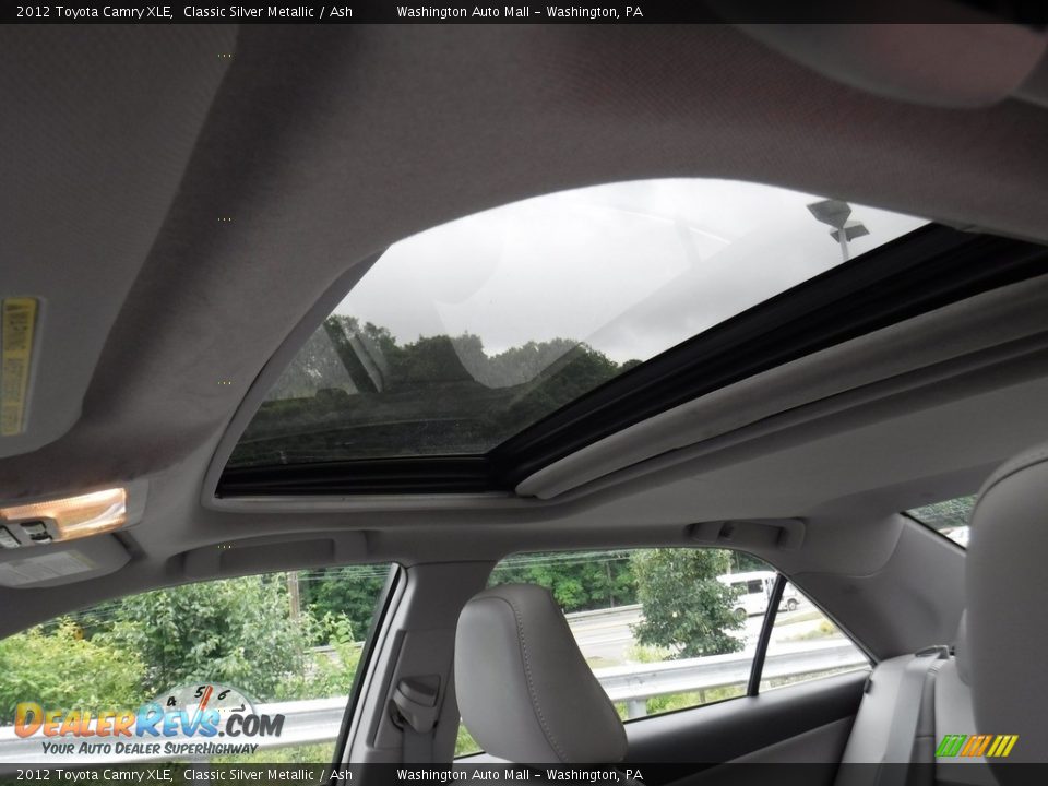 2012 Toyota Camry XLE Classic Silver Metallic / Ash Photo #11