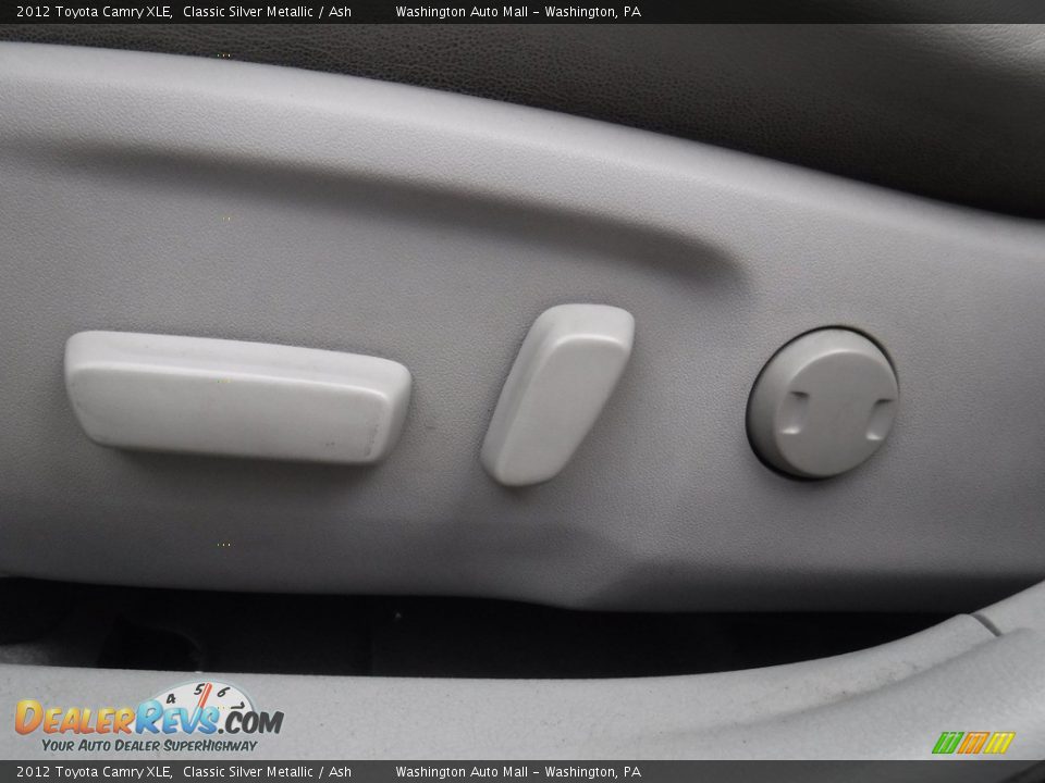 2012 Toyota Camry XLE Classic Silver Metallic / Ash Photo #15