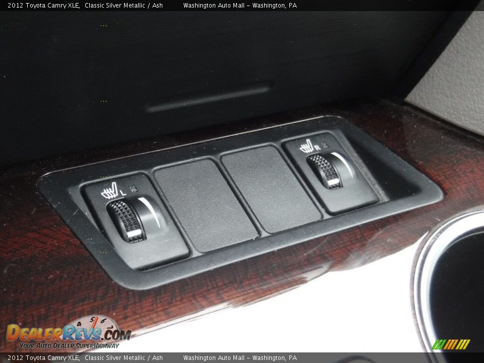 2012 Toyota Camry XLE Classic Silver Metallic / Ash Photo #19
