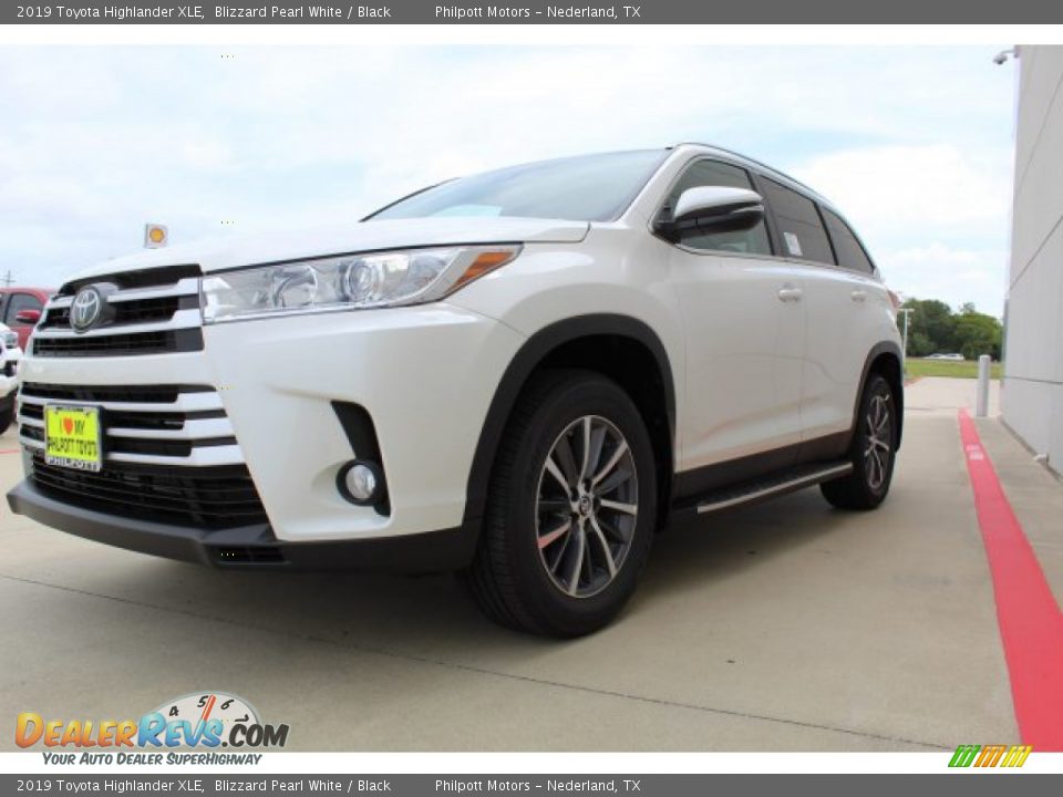 2019 Toyota Highlander XLE Blizzard Pearl White / Black Photo #4