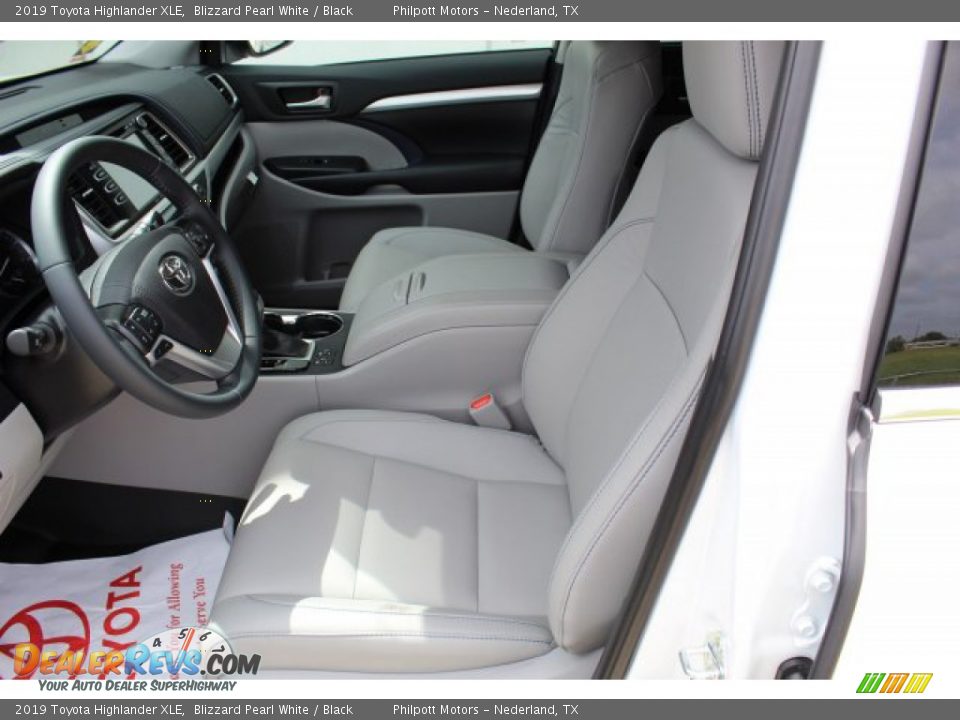 2019 Toyota Highlander XLE Blizzard Pearl White / Black Photo #11