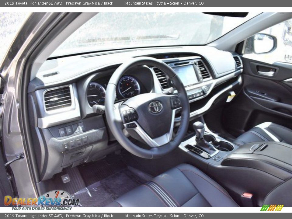 2019 Toyota Highlander SE AWD Predawn Gray Mica / Black Photo #5