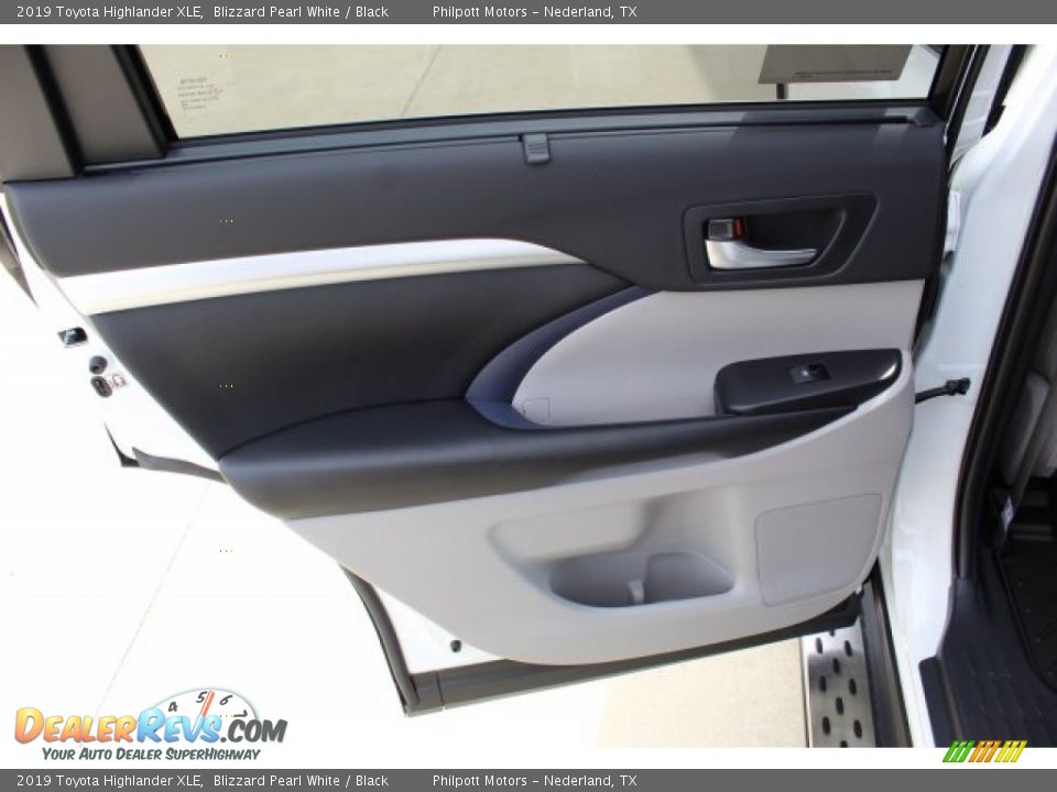 2019 Toyota Highlander XLE Blizzard Pearl White / Black Photo #21