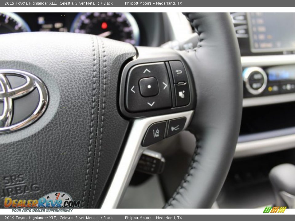 2019 Toyota Highlander XLE Celestial Silver Metallic / Black Photo #13