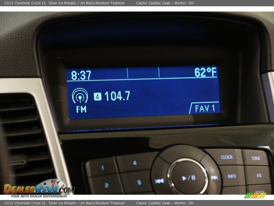 2013 Chevrolet Cruze LS Silver Ice Metallic / Jet Black/Medium Titanium Photo #10