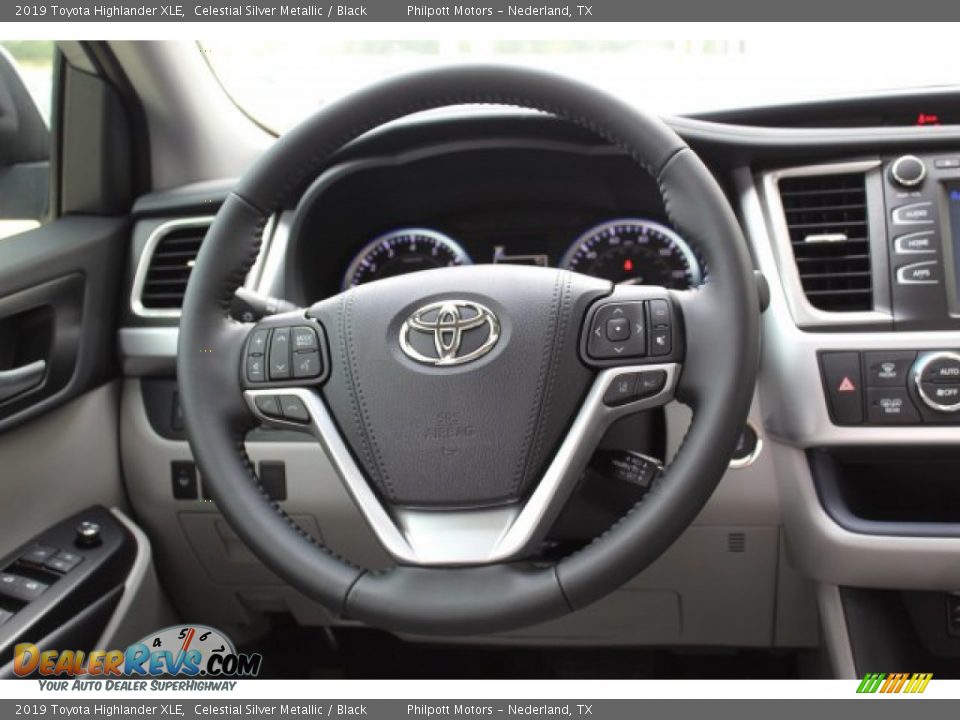 2019 Toyota Highlander XLE Celestial Silver Metallic / Black Photo #23