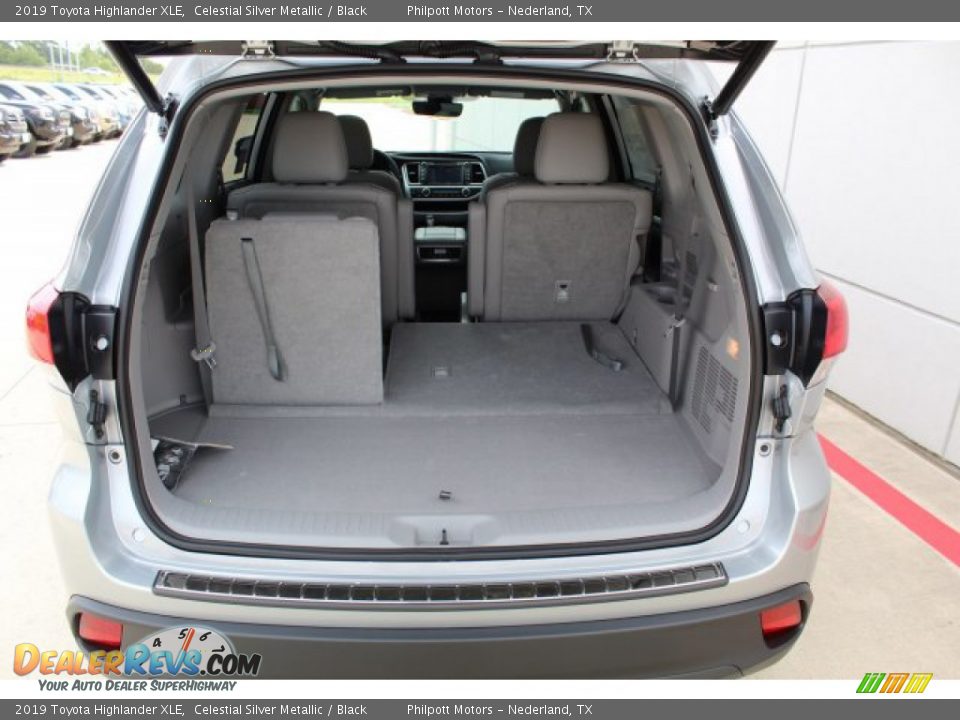 2019 Toyota Highlander XLE Celestial Silver Metallic / Black Photo #24