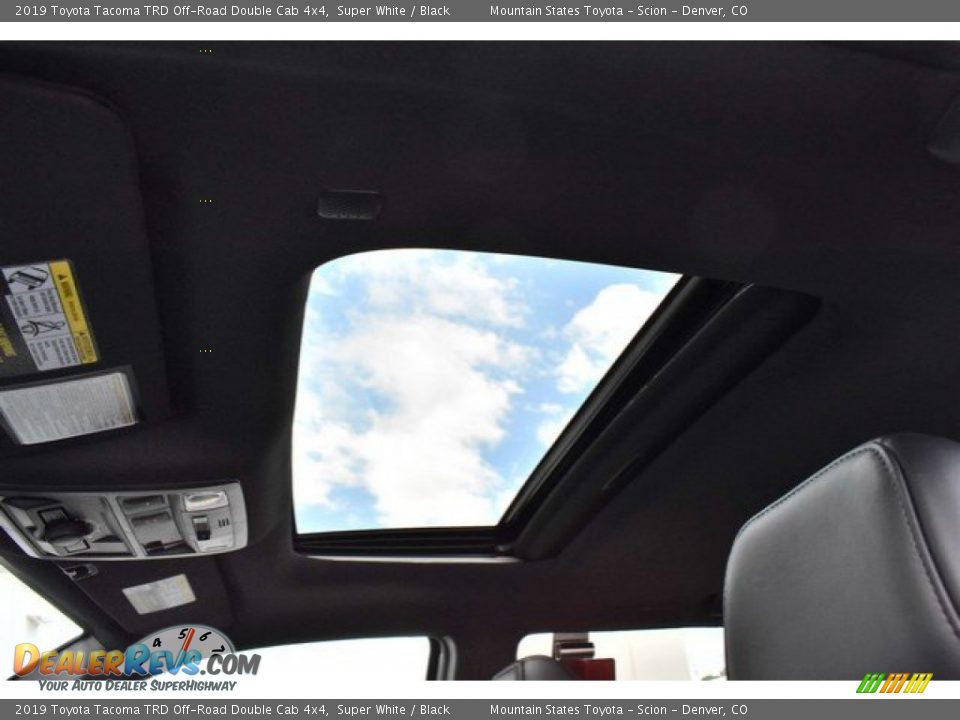 2019 Toyota Tacoma TRD Off-Road Double Cab 4x4 Super White / Black Photo #8