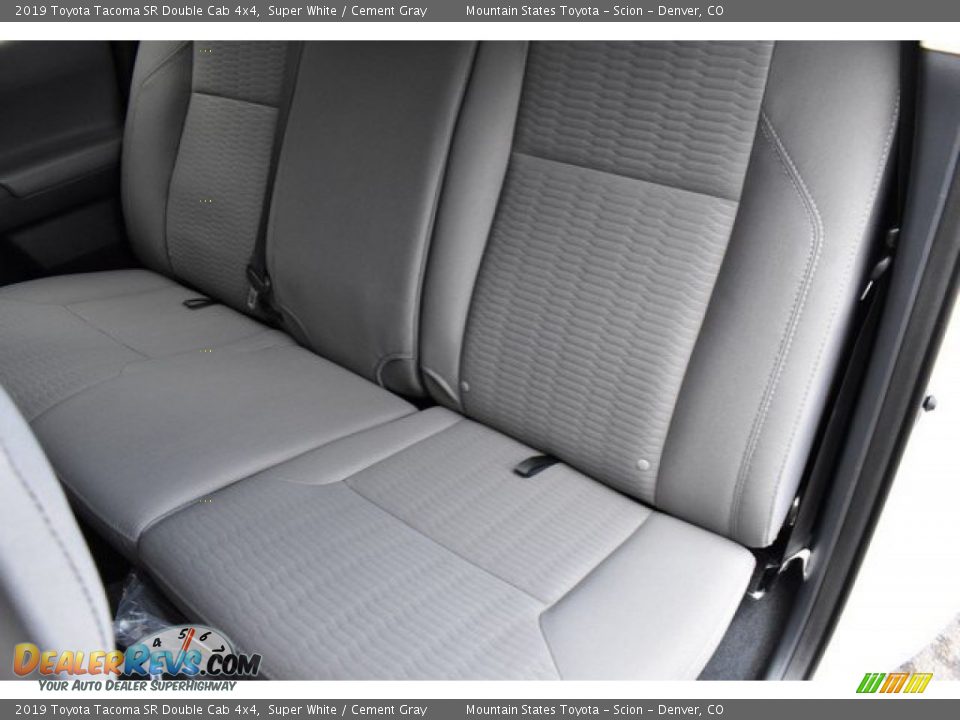 2019 Toyota Tacoma SR Double Cab 4x4 Super White / Cement Gray Photo #9