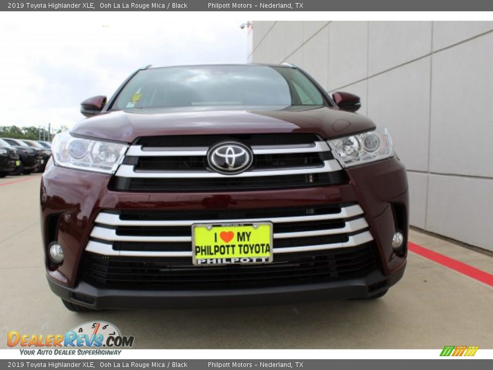 2019 Toyota Highlander XLE Ooh La La Rouge Mica / Black Photo #3