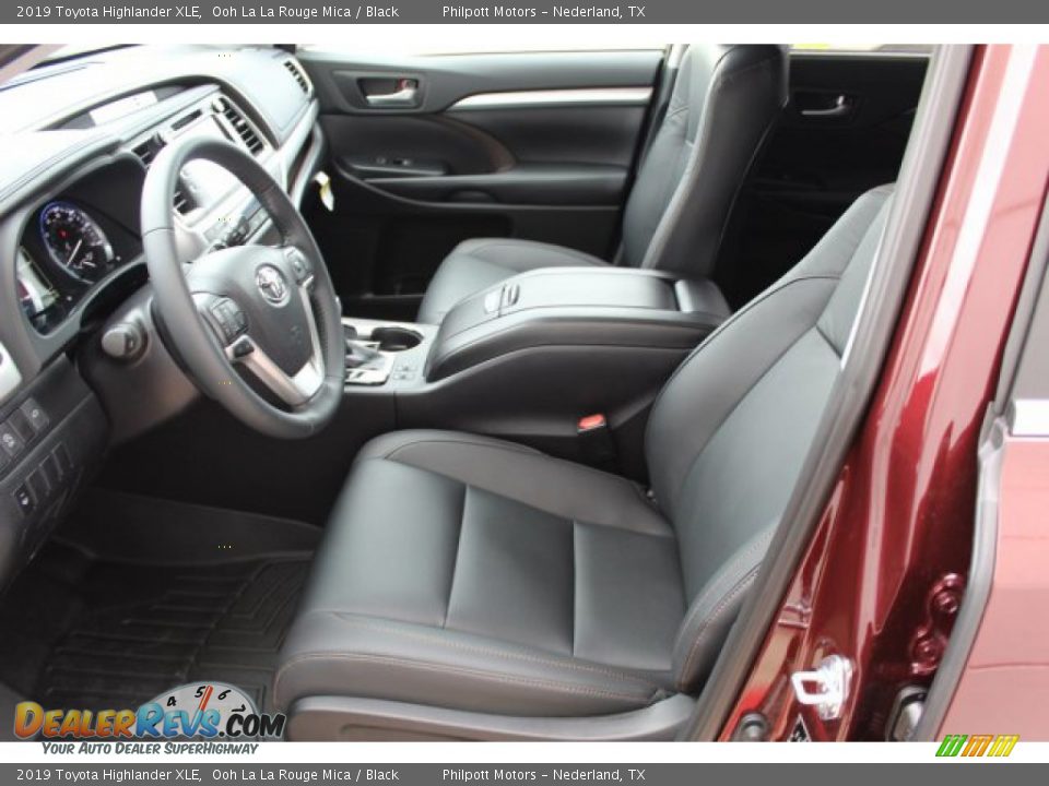 2019 Toyota Highlander XLE Ooh La La Rouge Mica / Black Photo #7