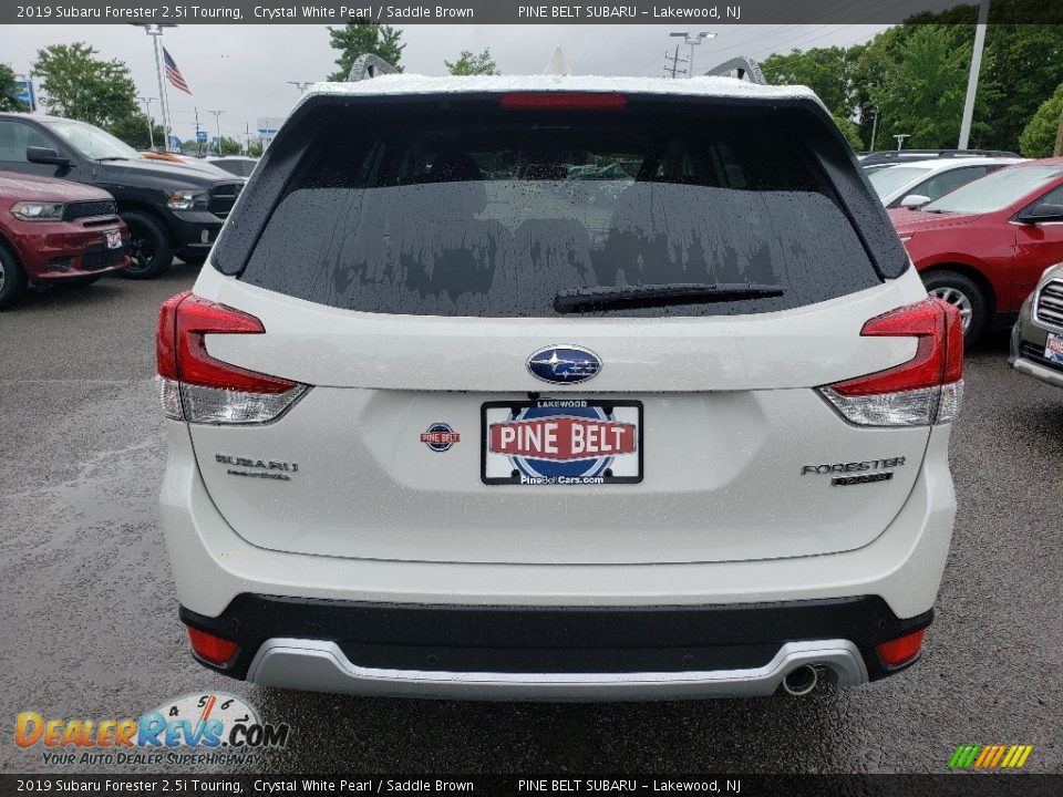 2019 Subaru Forester 2.5i Touring Crystal White Pearl / Saddle Brown Photo #5