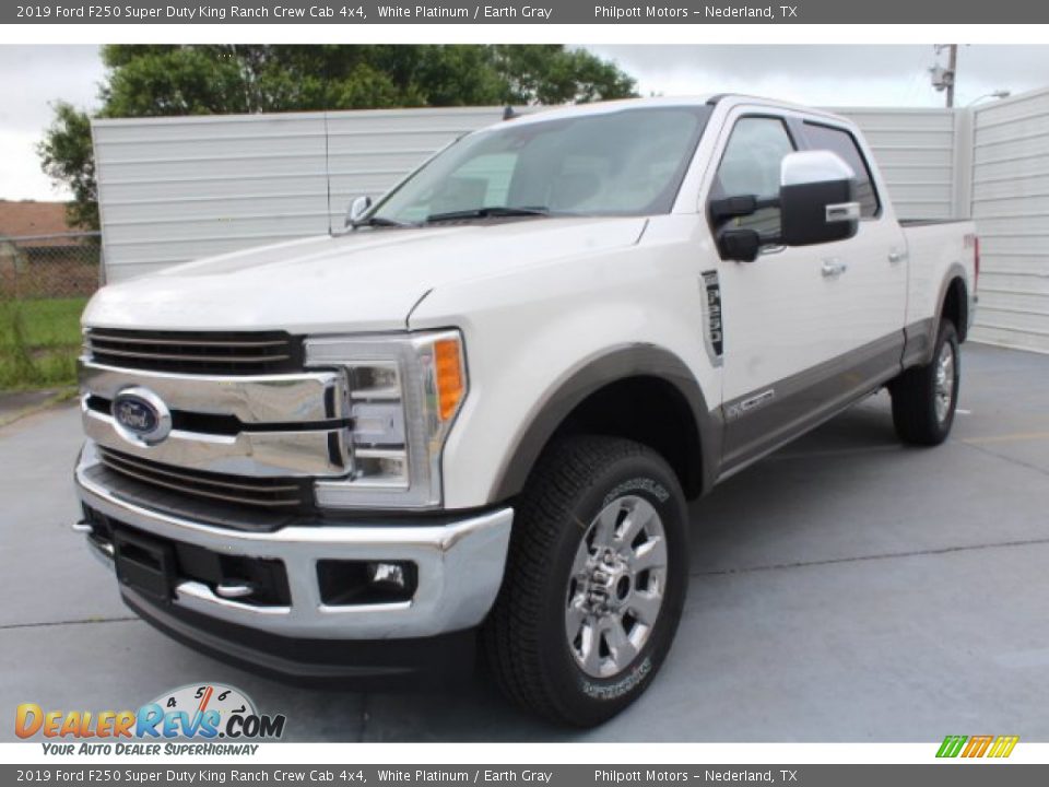 2019 Ford F250 Super Duty King Ranch Crew Cab 4x4 White Platinum / Earth Gray Photo #4