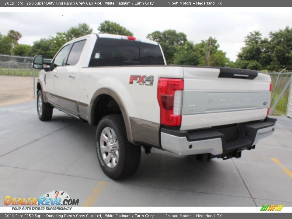2019 Ford F250 Super Duty King Ranch Crew Cab 4x4 White Platinum / Earth Gray Photo #6