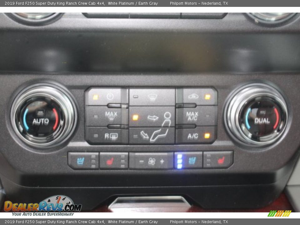 2019 Ford F250 Super Duty King Ranch Crew Cab 4x4 White Platinum / Earth Gray Photo #13