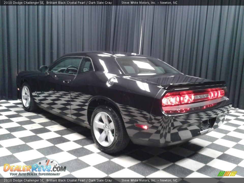 2010 Dodge Challenger SE Brilliant Black Crystal Pearl / Dark Slate Gray Photo #8