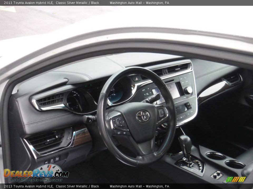 2013 Toyota Avalon Hybrid XLE Classic Silver Metallic / Black Photo #12
