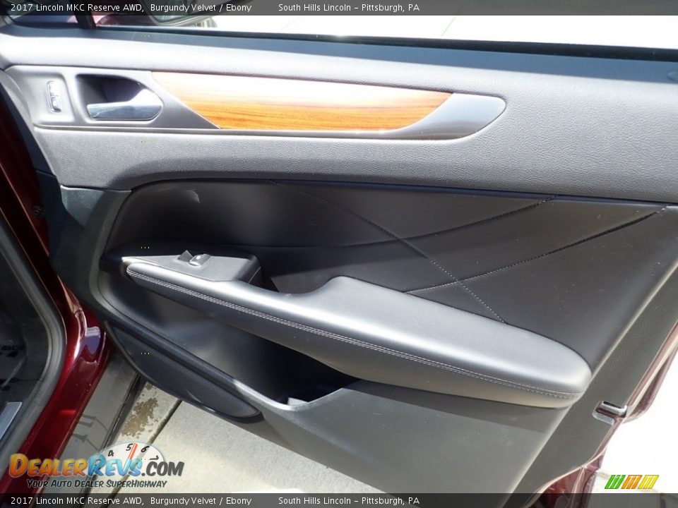 2017 Lincoln MKC Reserve AWD Burgundy Velvet / Ebony Photo #13