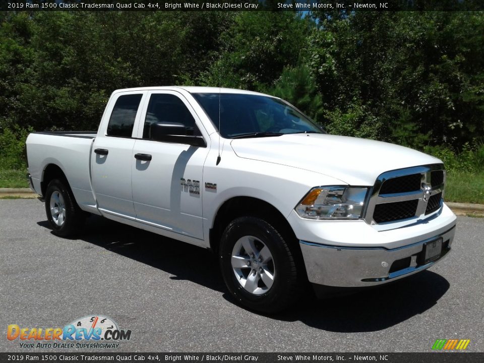 2019 Ram 1500 Classic Tradesman Quad Cab 4x4 Bright White / Black/Diesel Gray Photo #4