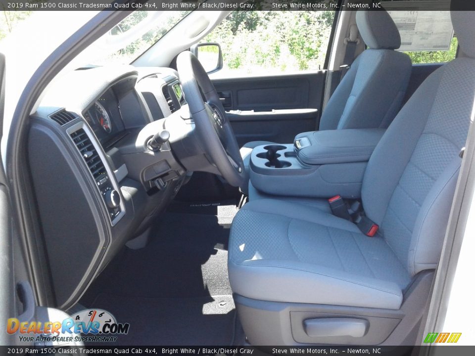 2019 Ram 1500 Classic Tradesman Quad Cab 4x4 Bright White / Black/Diesel Gray Photo #10