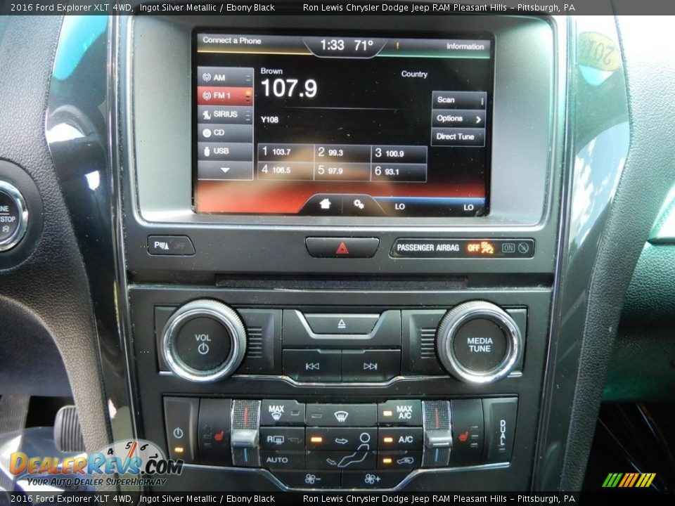 2016 Ford Explorer XLT 4WD Ingot Silver Metallic / Ebony Black Photo #19