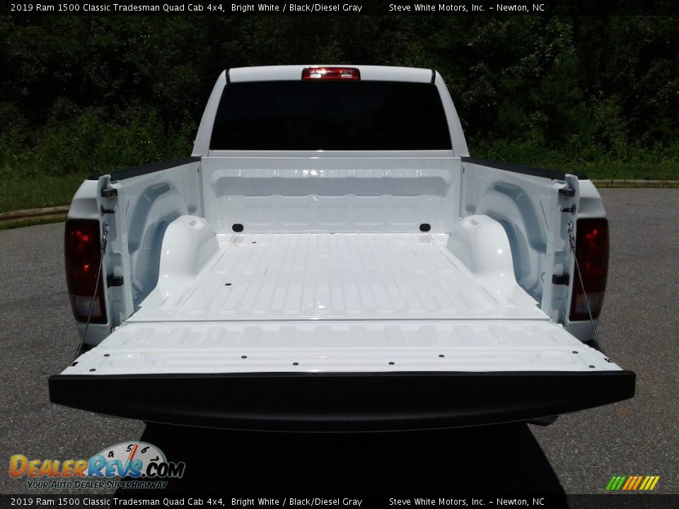 2019 Ram 1500 Classic Tradesman Quad Cab 4x4 Bright White / Black/Diesel Gray Photo #12