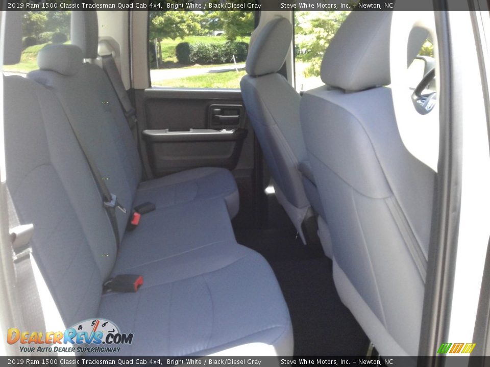 2019 Ram 1500 Classic Tradesman Quad Cab 4x4 Bright White / Black/Diesel Gray Photo #13