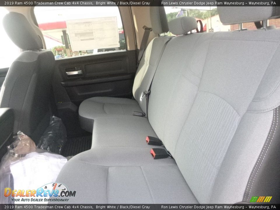 2019 Ram 4500 Tradesman Crew Cab 4x4 Chassis Bright White / Black/Diesel Gray Photo #8