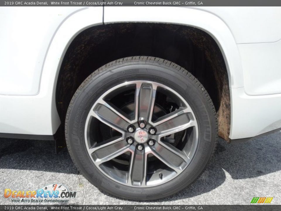 2019 GMC Acadia Denali White Frost Tricoat / Cocoa/Light Ash Gray Photo #9