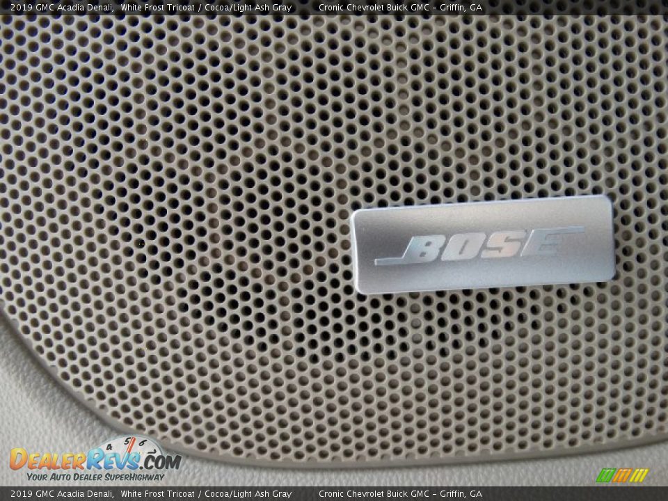 2019 GMC Acadia Denali White Frost Tricoat / Cocoa/Light Ash Gray Photo #14