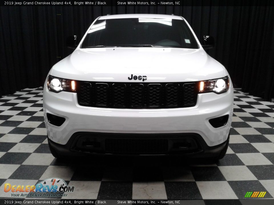 2019 Jeep Grand Cherokee Upland 4x4 Bright White / Black Photo #3