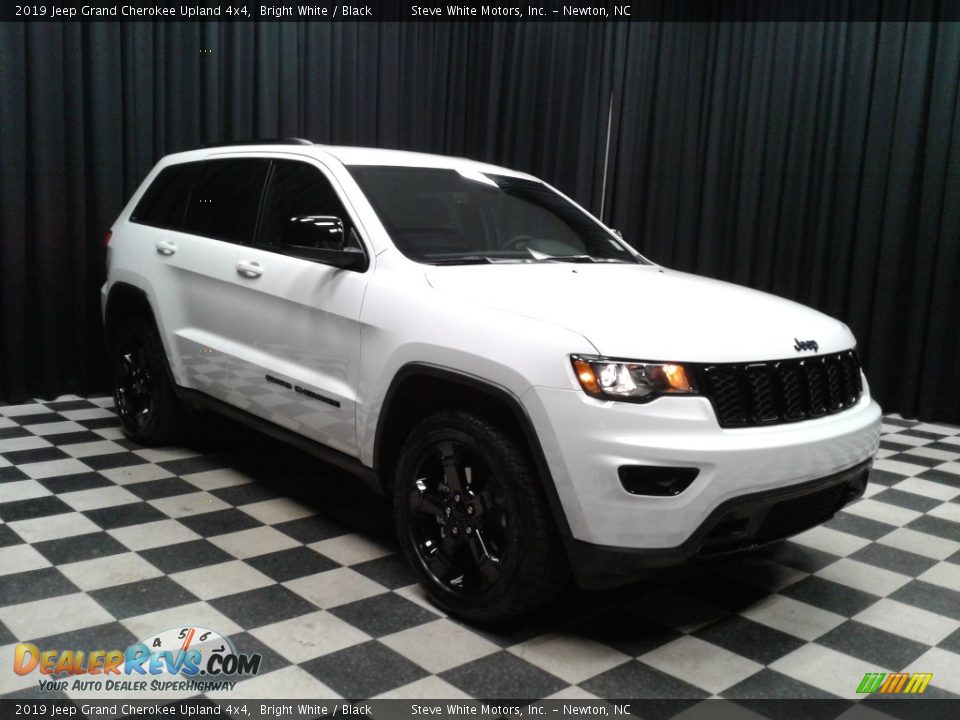 2019 Jeep Grand Cherokee Upland 4x4 Bright White / Black Photo #4