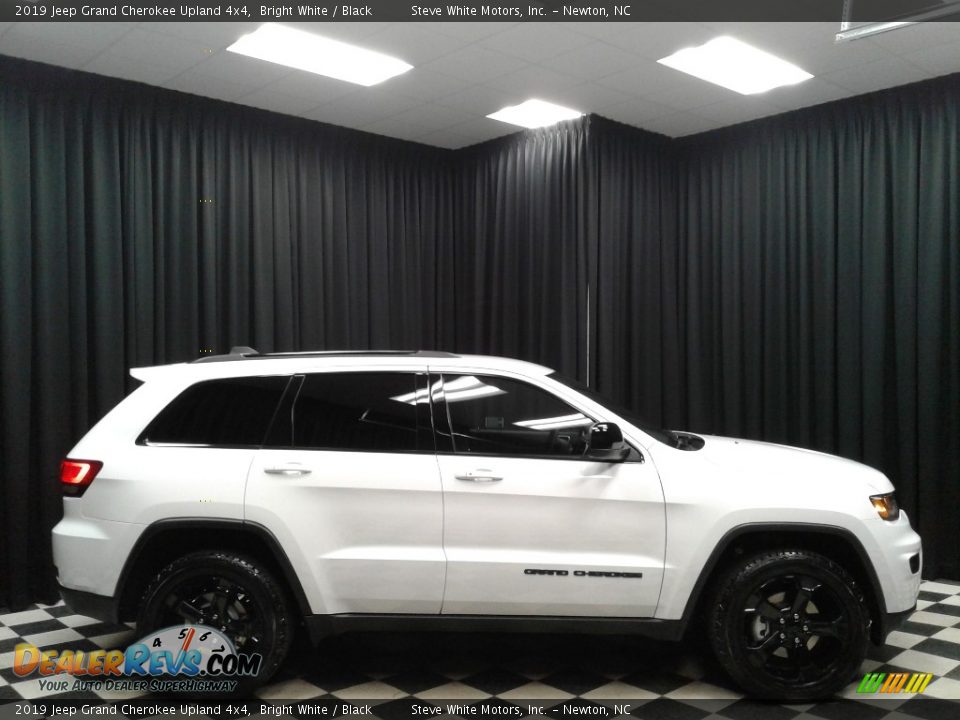 2019 Jeep Grand Cherokee Upland 4x4 Bright White / Black Photo #5
