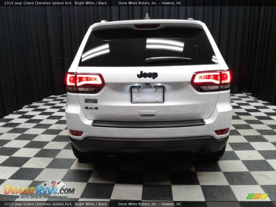 2019 Jeep Grand Cherokee Upland 4x4 Bright White / Black Photo #7