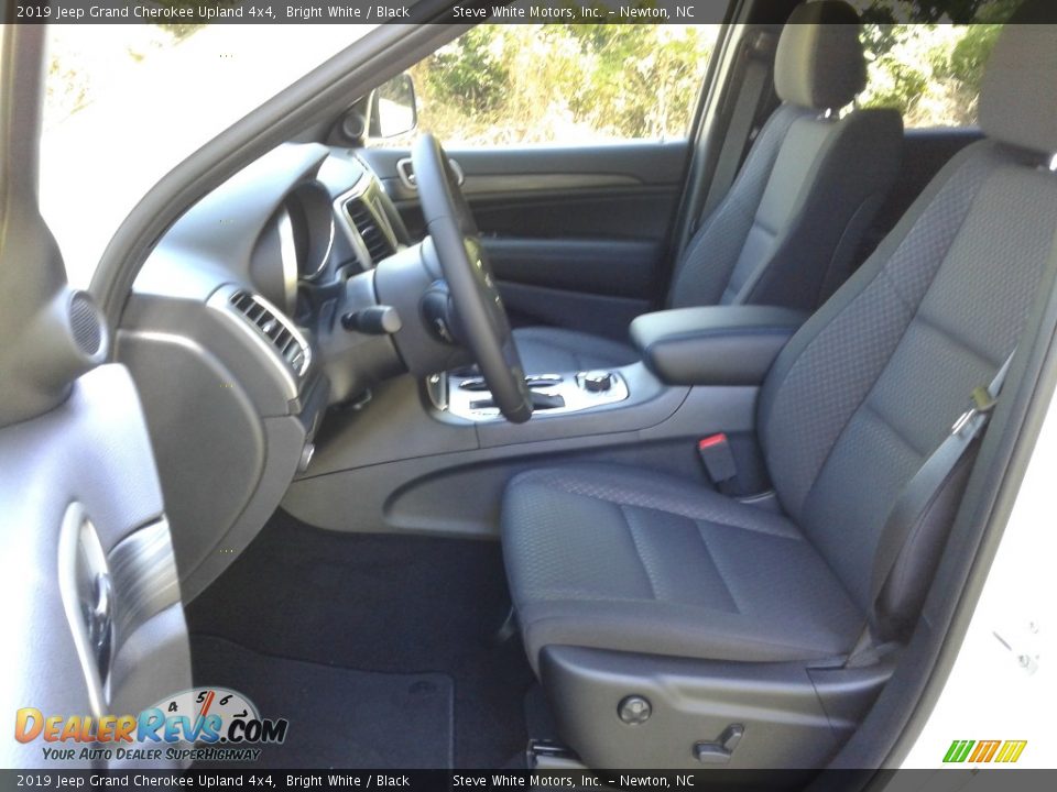 2019 Jeep Grand Cherokee Upland 4x4 Bright White / Black Photo #10