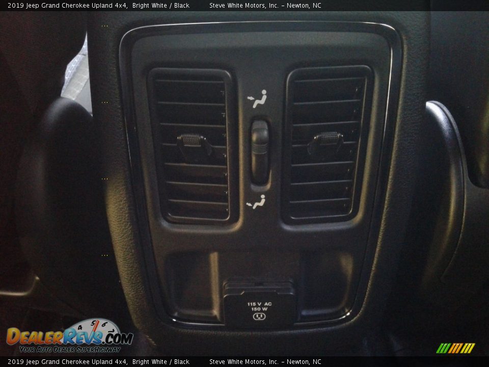 2019 Jeep Grand Cherokee Upland 4x4 Bright White / Black Photo #14