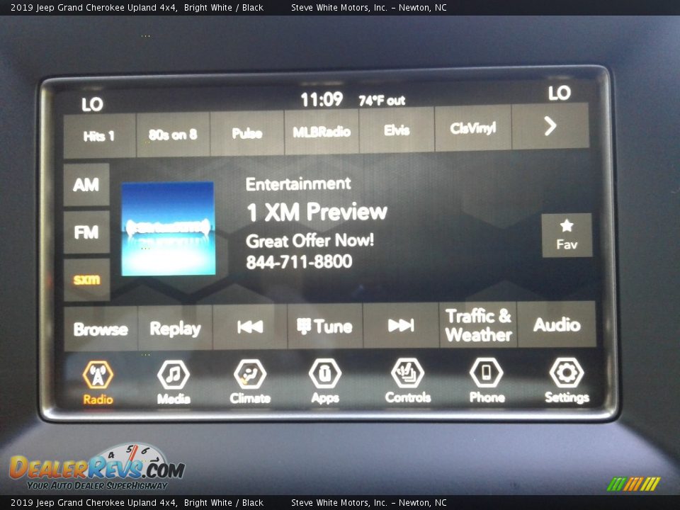 2019 Jeep Grand Cherokee Upland 4x4 Bright White / Black Photo #22