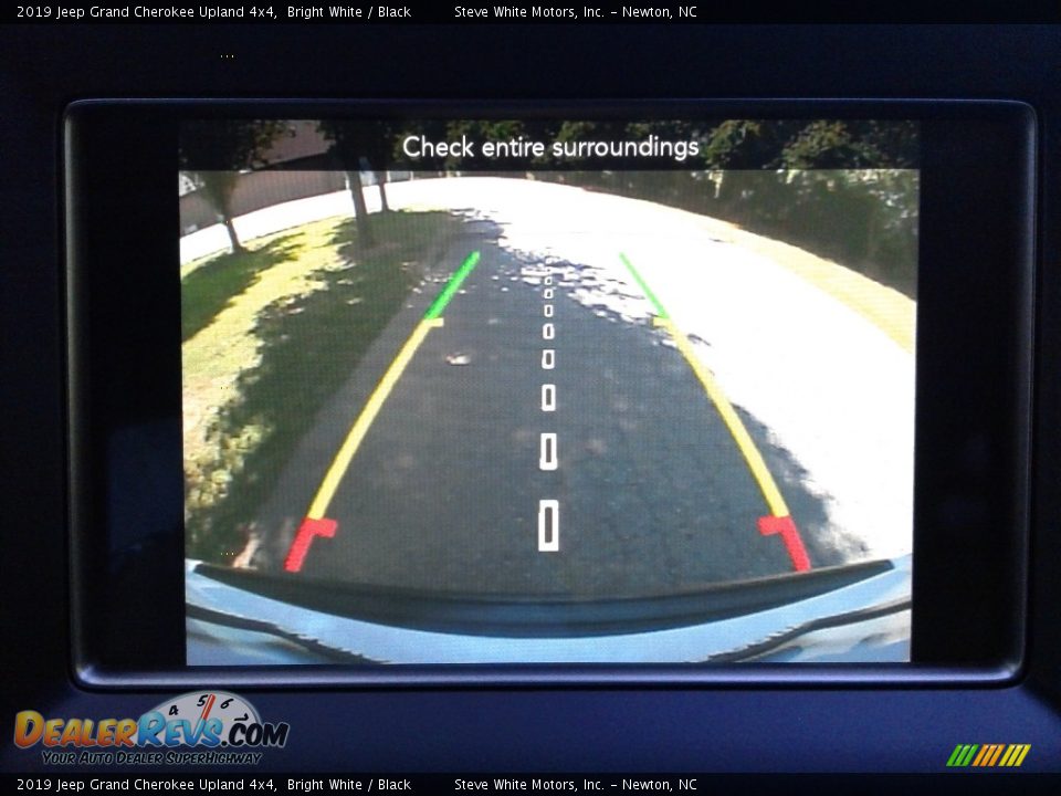 2019 Jeep Grand Cherokee Upland 4x4 Bright White / Black Photo #23